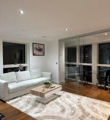 Canary Wharf Apartment | Talisman Tower