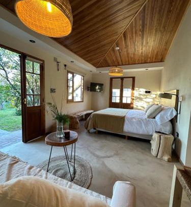 Villa Mercedes Bed & Breakfast | Tanah Host - Casa de Huespedes