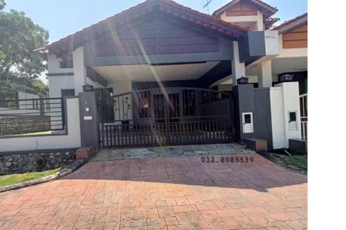 Batu Pahat House | Tanmu EH