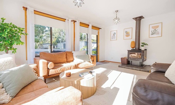 Port Arthur House | Tasman Breeze Beachside Escape near Historic Site