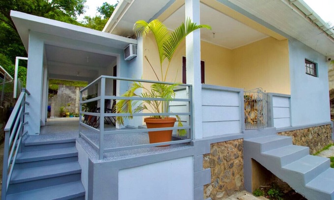 Buccament House | Taylor's Retreat | 5min to Sandals Resort & Beach