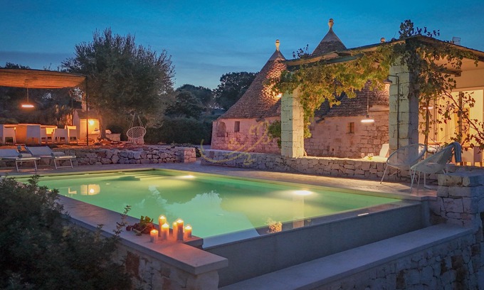L'Assunta House | TD Trulli Terralta Panoramic Pool Over Countryside