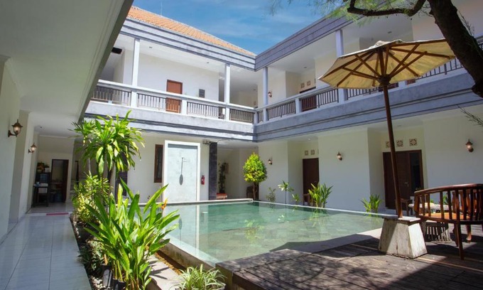 Raya Kuta Hotel | Teges Inn Kuta