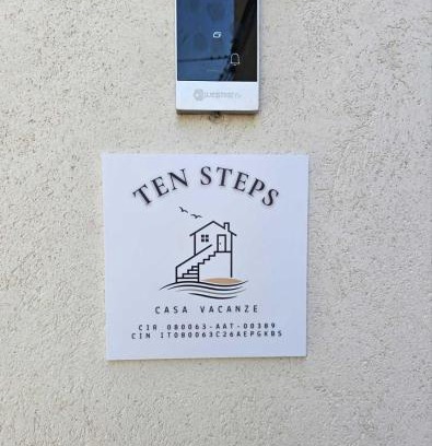 Reggio Calabria Apartment | Ten Steps Reggio Calabria