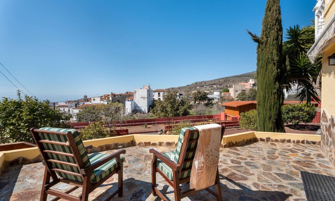Taucho Apartment | 'Tenades 2' with Sea View, Wi-Fi and Air Conditioning.