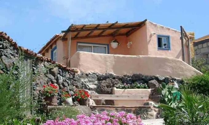 El Jaral House | Tenerife south finca vacation rest relaxation