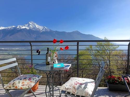 Montemezzo Apartment | Tenuta il Sogno Ferienwohnung Nero