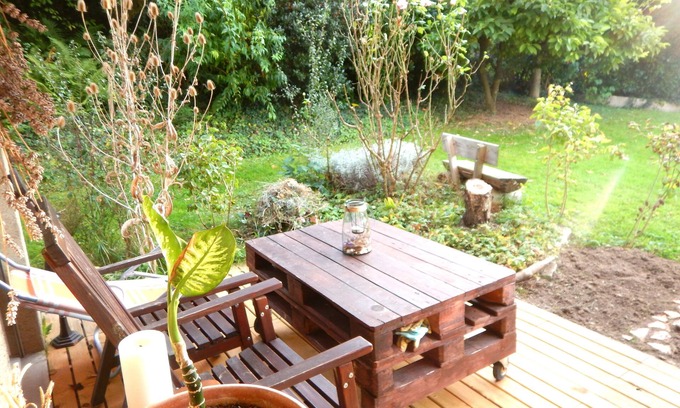 Dietikon District Apartment | Terrace Apt with 2 cats and Free Parking / Special Price !!!
