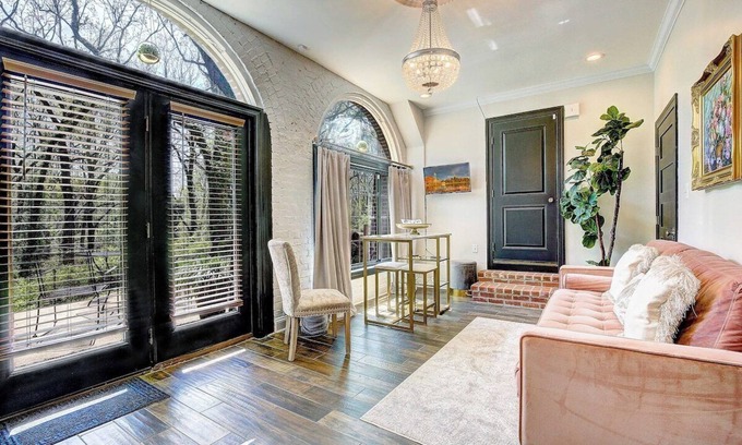 Lusby Apartment | Terrace Suite · Terrace Suite - Private Flat in Historic Manor.