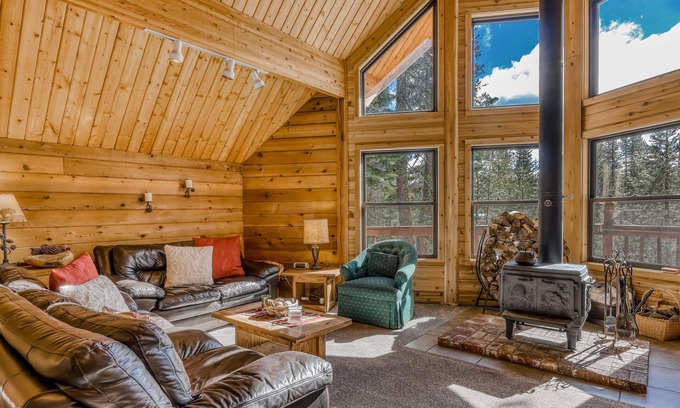 Serene Lakes House | Terrific Mountain Escape W/Wood-Burning Fireplace, Easy Ski Access