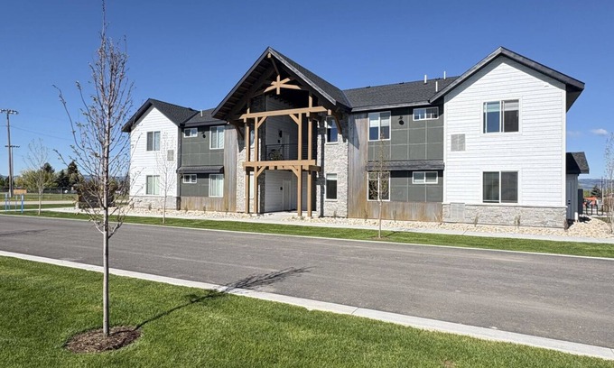 Driggs House | Teton Peaks Stay and Play Flat