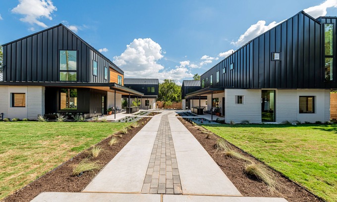 MLK House | ★Texas 3D-Printed Home. Experience the future!★