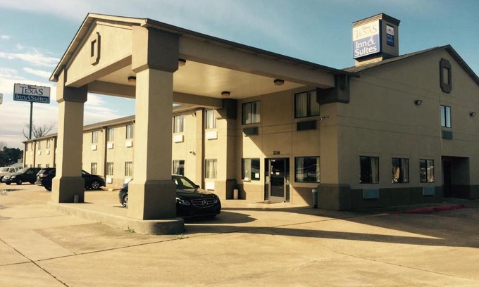 Lufkin Hotel | Texas Inn and Suites Lufkin