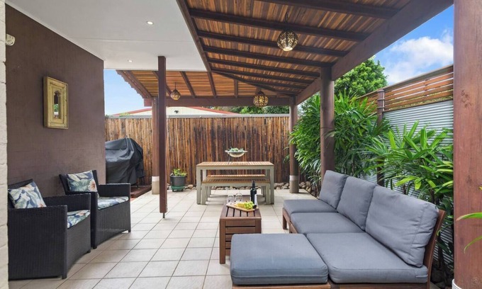 East Corrimal House | Thalassa Escape Coastal Living with Balinese Patio