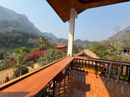 Nong Khiaw House | Thavixai Guesthouse