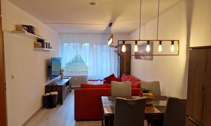 Holm Apartment | The 40 m² apartment (west side) is on the 1st floor in the house "Schleswig". It is suitable for a maximum of 4 people, ideal for a small family. In the living room of this bright and friendly apartment there is a sofa bed for 2 people.