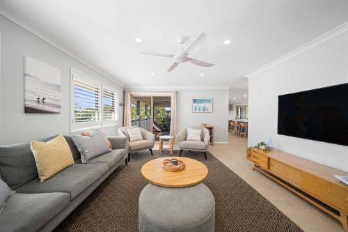 Shelly Beach House | The Acacia Family Getaway in Shelly Beach