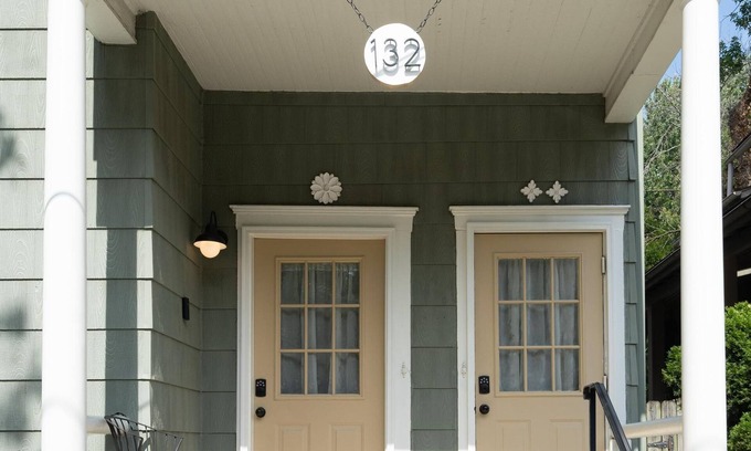 German Village House | The Aerie Suite - Two-Bed in German Village