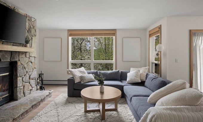 West Dover Condo | The Alpine Escape | Slope-Side Condo at Mount Snow