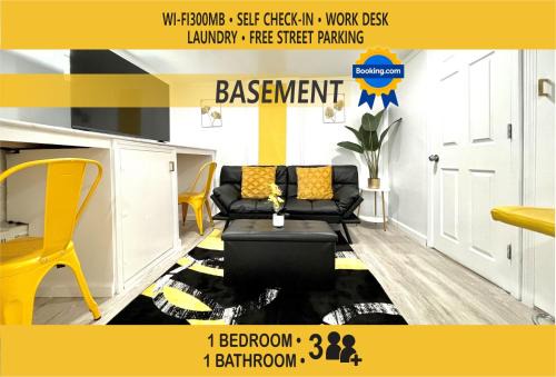 Old Brooklyn Apartment | The Amber Retreat - Charming Basement Unit in Brooklyn Centre, Free Street Parking, 100MB WiFi & 7 Min to Downtown