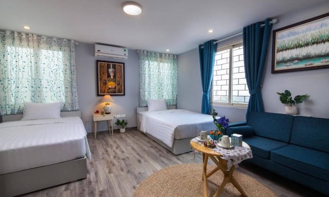 Truc Bach House | The Art - Hung Viet near Truc Bach lake