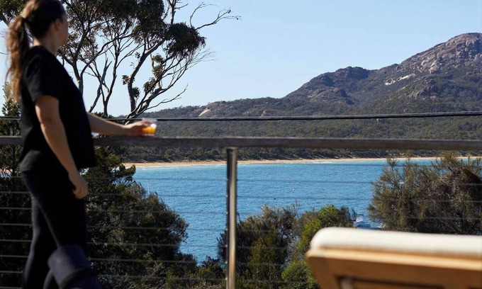 Coles Bay House | The Arthouse Freycinet