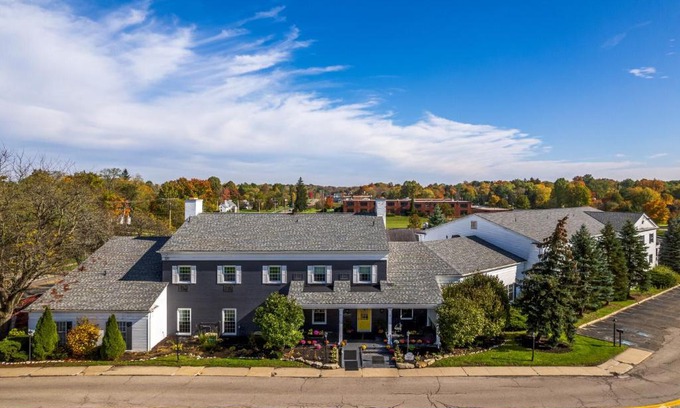 Aurora Hotel | The Aurora Inn Hotel and Event Center