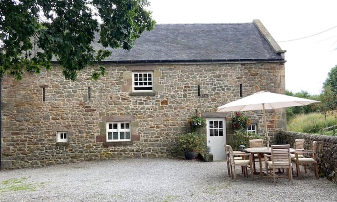 Longnor House | The Barn at Ivy House Farm, Warslow, Peak District