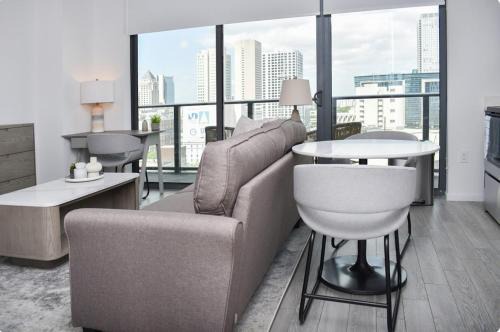 Downtown Miami Apartment | The Bayfront V