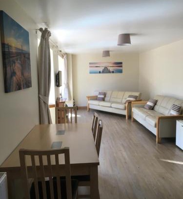 Sandhaven House | The Beachcomber