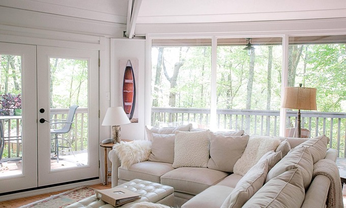 Big Canoe Cabin | The Bee’s Knees of Big Canoe! North GA Mountain Cabin
