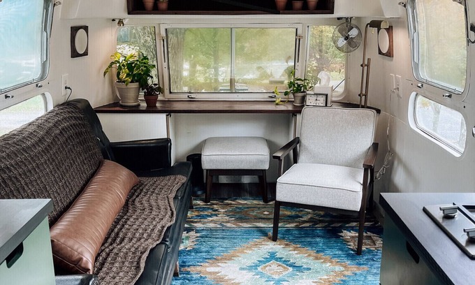 Mingoville House | The Bellefonte Campground presents: The 1970's Unique Airstream