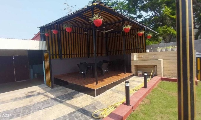 Khordha Hotel | The best hotel and guest house in Khordha, near Barunei Hill station,Odisha.