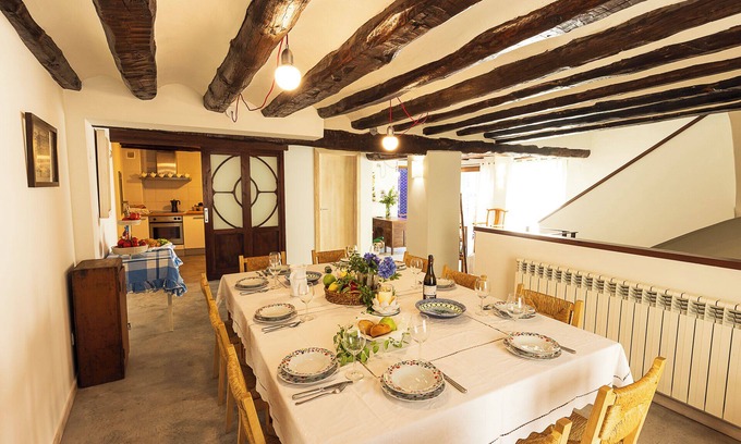 Cintruenigo House | The best price for groups in the Bardenas Desert