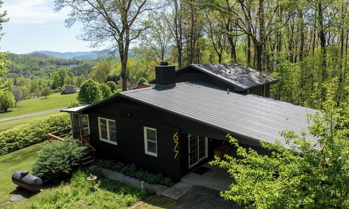 Sylva House | The Blackbird on Monteith Branch