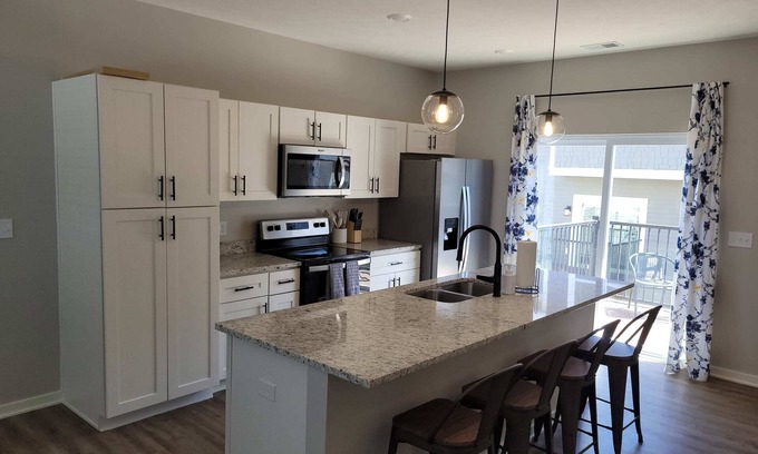 Elkhorn House | The BlueJay at Coventry Rows