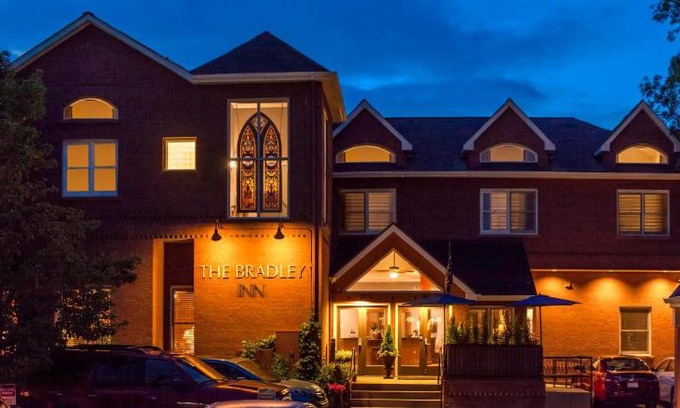 Central Boulder Hotel | The Bradley Boulder Inn