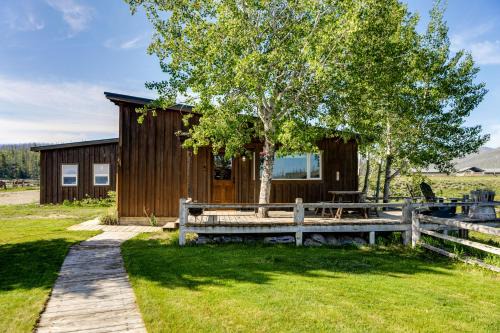 Sublette County House | The Bunkhouse in Bondurant Pet Friendly