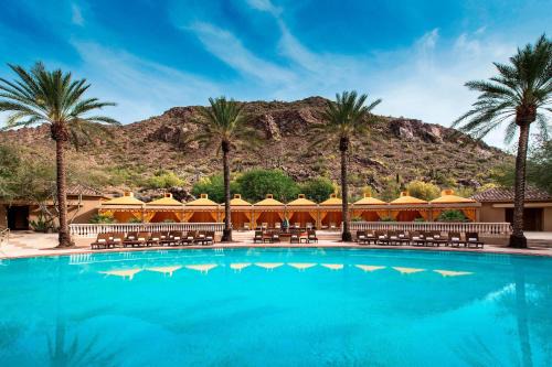 Camelback East Resort | The Canyon Suites at The Phoenician, a Luxury Collection Resort, Scottsdale