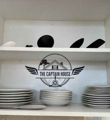 Calleria Apartment | The Captain House
