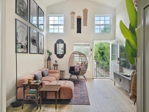 Lake Davis - Greenwood Apartment | The Catherine by The GuestHouse Collection