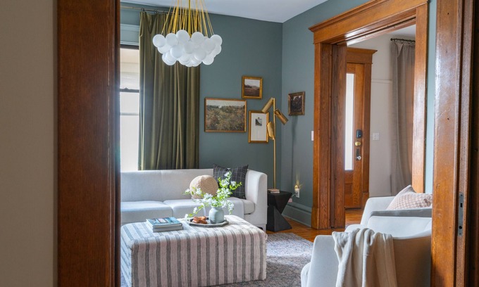 Italian Village House | The Century House: 5 Bedroom near OSU, Short North Arts District, Convention Ctr