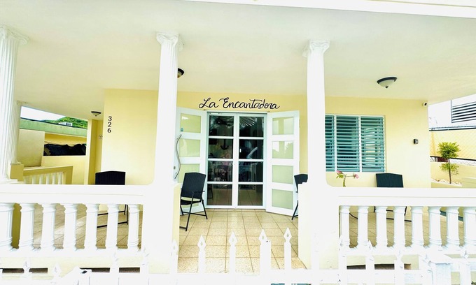 San Ildefonso House | The charming 11 minutes from the baths of Coamo. To feel at home!
