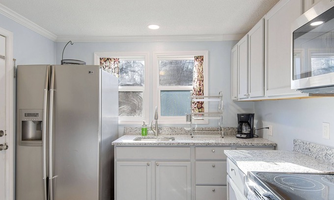 Gastonia House | The Charming City Cottage