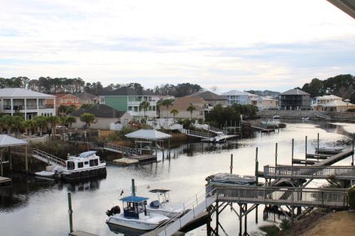 Carolina Yacht Landing Apartment | The Coastal Caper