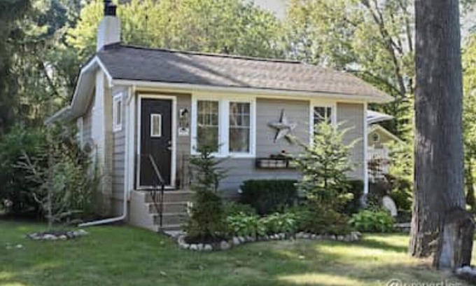 New Buffalo House | The Cobblestone House