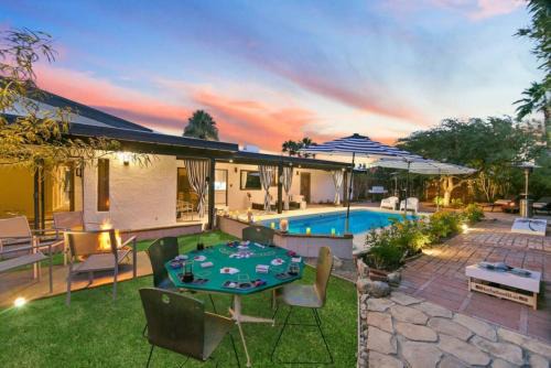 Desert Park Estates House | The Colony Enclave - Number 1 Hideaway in Palm Springs