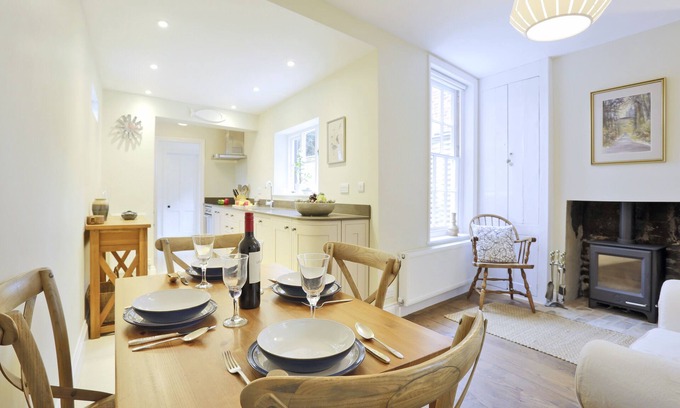 Southwold House | The Cornerstone - Two Bedroom House, Sleeps 4