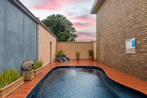 Portarlington Hotel | The Cosy Room at Arlingtons