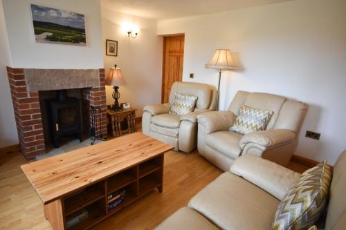 Hulland Ward House | The Cottage, Poplars Farm